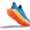 ⁦Hoka Carbon X3 - נעלי ספורט הוקה קרבון איקס 3 בצבע כתום בהיר כחול ים לגברים⁩ – תמונה ⁦5⁩